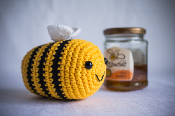 Bumble Bee - Image 5